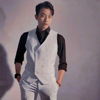Cris Phan