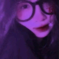 Khả Vy(dzy)