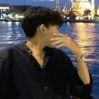 Olary 2 (Hộ Vệ) 𓅂