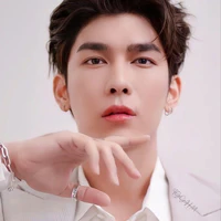 Mew Suppasit