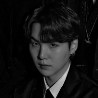 Park Yoon Gi (ba nàng)