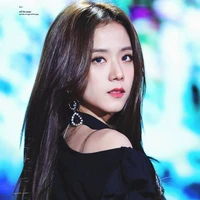 Jisoo (chị)