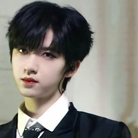 Hạ Tuấn Lâm