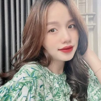 Thị Nhung ( Ny Tuấn em gái Hoàng )