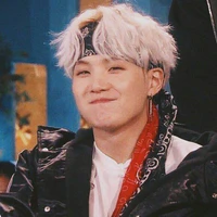 Min Yoongi ( Suga)