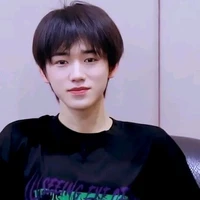 Tống Á Hiên