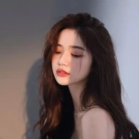 Trần Gia Vy (Vivian)