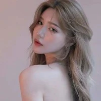 Trần/Phạm Ngọc Linh (Queen)