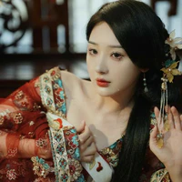 Cửu vĩ hồ ( hình người)