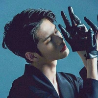 Lãnh Thiên Yết _ Scorpio
