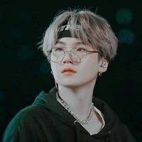 Min Yoongi ( cậu )