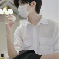 Lục  Nhân Mã