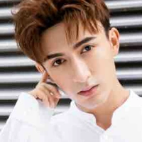 Mễ Nhiệt (Đàn Em Bang IC)