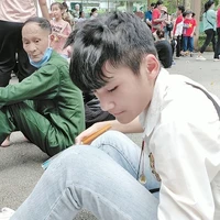 Phạm viết Hà (em nữ9)