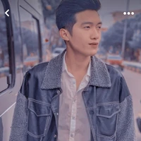 hoàng (anh trai nhung)
