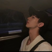 Ah 2 nữ 9