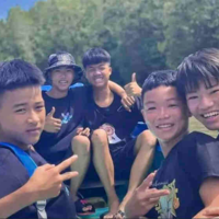 cả team💕