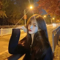 Hà Thùy Anh-[ Esli ]-chị nuôi cô