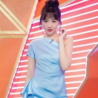 Hari (mẹ Lan Ngọc)