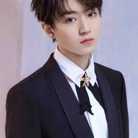 Vương Tuấn Khải