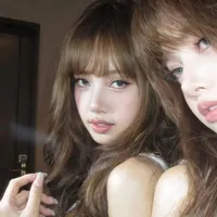 LALISA MANOBAN (nàng)