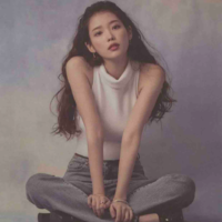 Lee ji-eun ( IU)