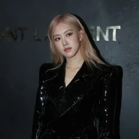 Park Chaeyoung(cô)