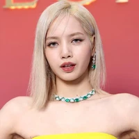 Park Lisa(Ba của Jimin)