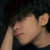 Chủ của bộ truyện nhảm này