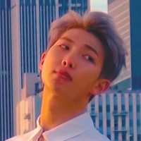 Park NamJoon-ba nàng