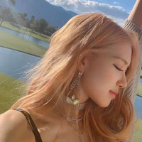 Park Chaeyuong -Rosé