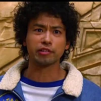 Udo Nobuharu ( xanh )