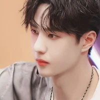 Vương Nhất Bác/Cậu