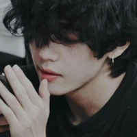 Kim Taehyung (V)