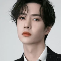 VƯƠNG NHẤT BÁC