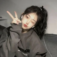 Gia Vi -Em gái Khiêm