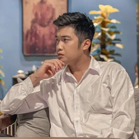 Việt Hoàng (Anh trai Nhung)