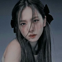 kim jisoo(chị)