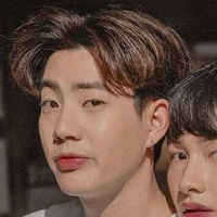 Off Jumpol Adulkittiporn