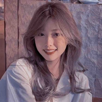 Nguyễn Thanh Nhã(chị Y/n)