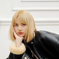Lalisa Manoban [cô]