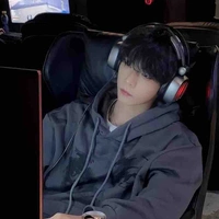 Tống Gia Huy_anh trai nữ9, bạn thân nam9