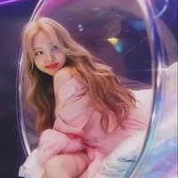 Nayeon-Chị Chủ