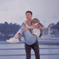 Tác Giả nhìu chuyện