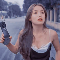 Tác Giả nghiêm khắc