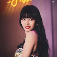 Hirai Momo