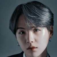 Min Yoongi ( Suga)