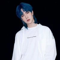 Vương Nhất Bác ( VNB )