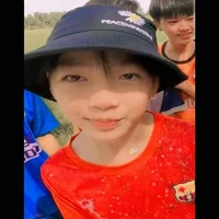 L.Khả Ái