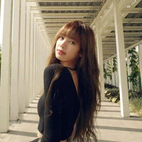 Lalisa (Cô)